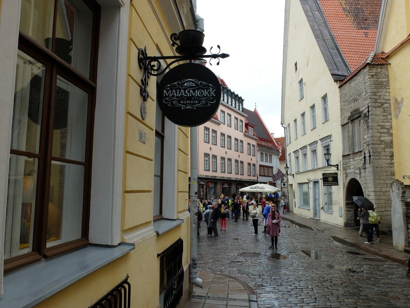 Estonya'nın tarihi kahve durağı: Maiasmokk Cafe'de 24